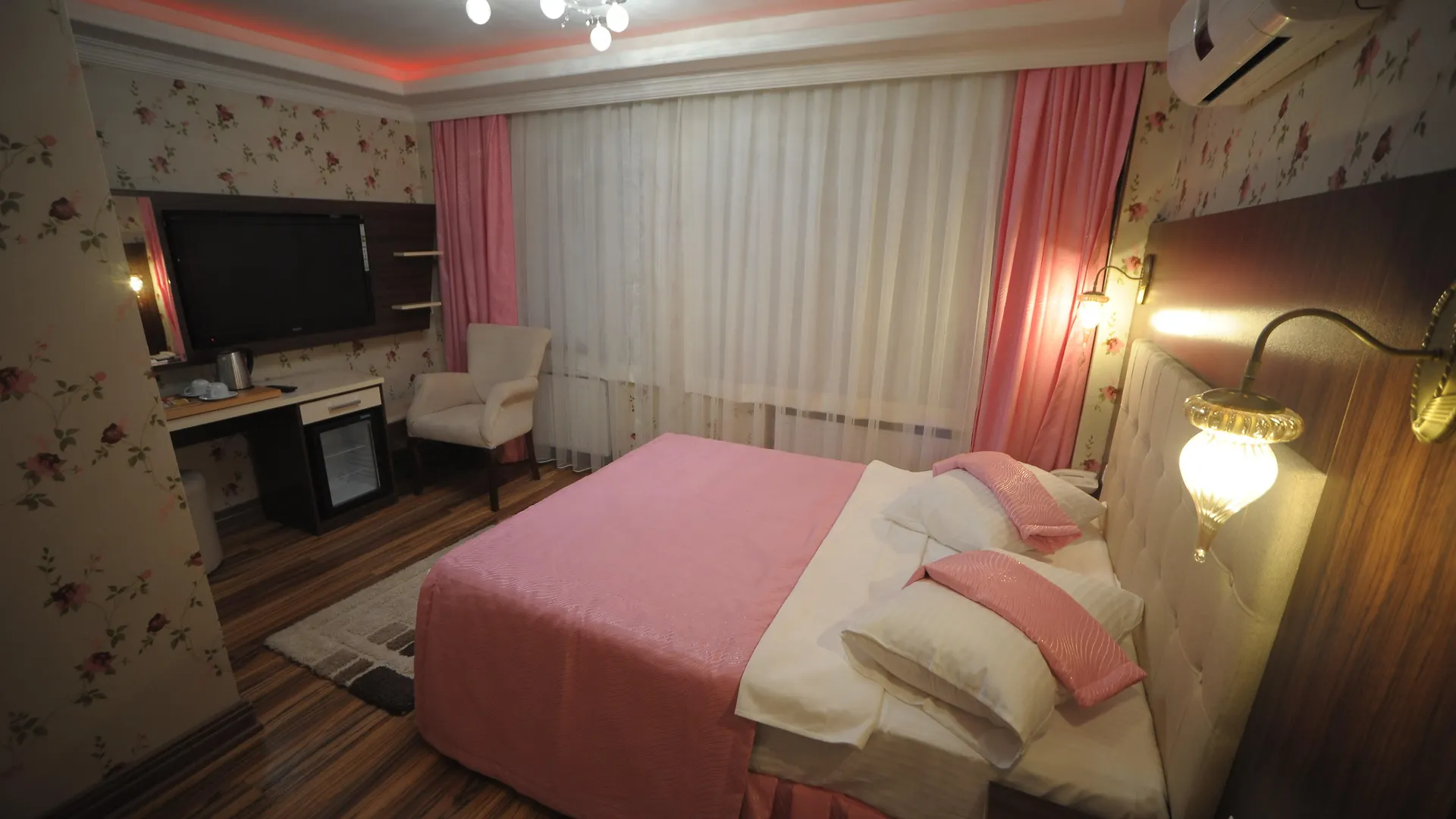 Saray Hotel Istanbul Turkey